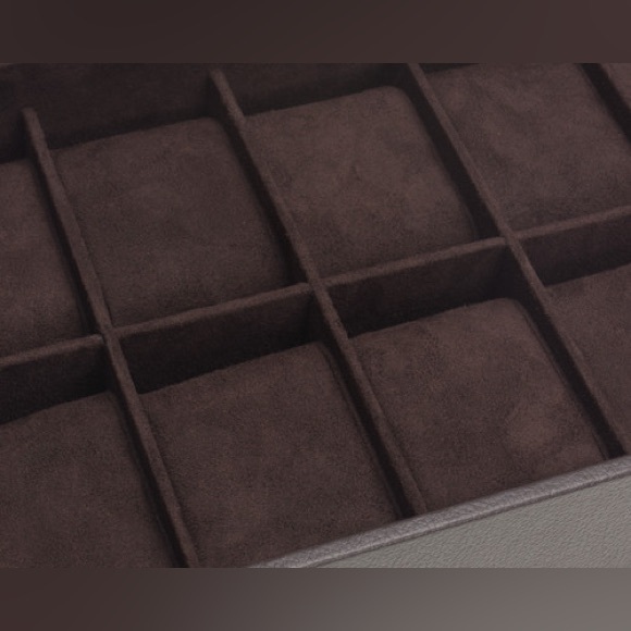 WOLF Watchbox For 12 Watches In Brown - Picture 3 of 7